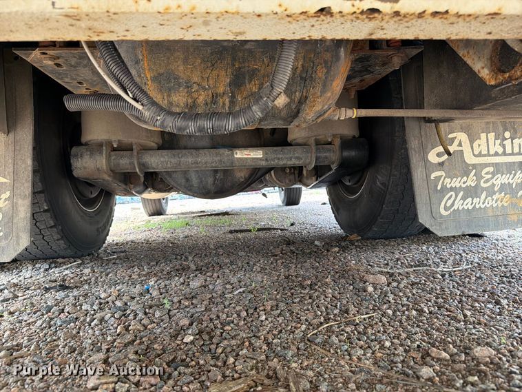 image for item YA4575 2022 Peterbilt 337 utility / service truck