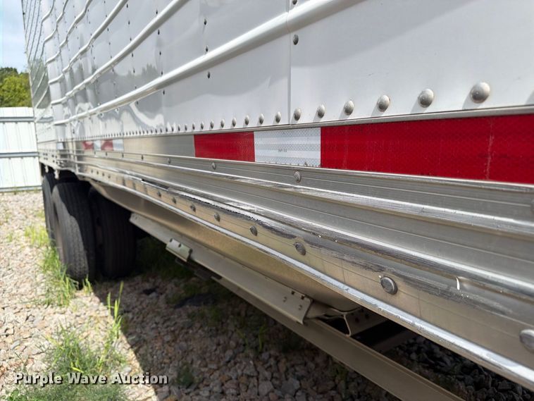 image for item YA4729 2023 Timpte Super Hopper grain trailer