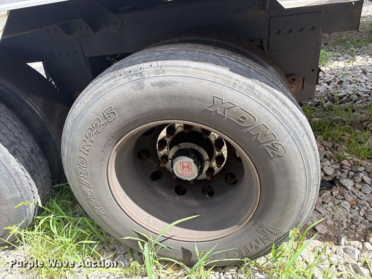 image for item YA4729 2023 Timpte Super Hopper grain trailer