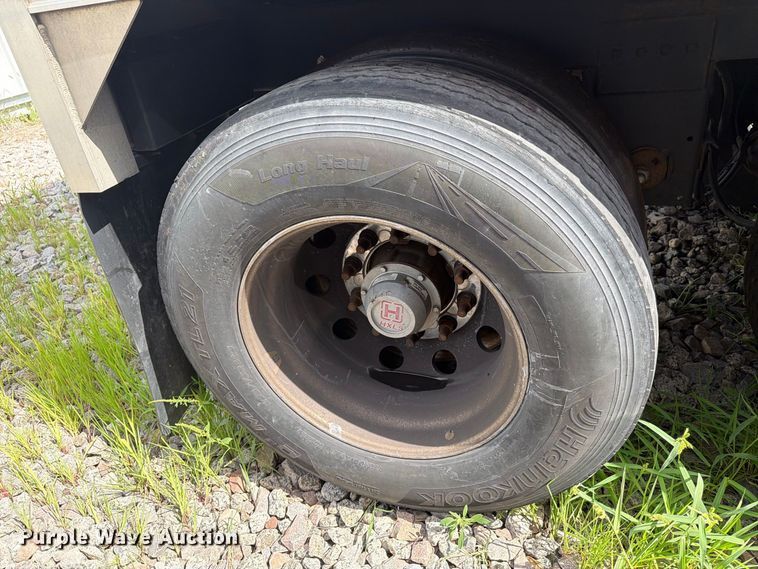 image for item YA4729 2023 Timpte Super Hopper grain trailer