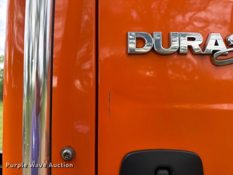 image for item DQ7955 2012 International 4300 truck cab and chassis