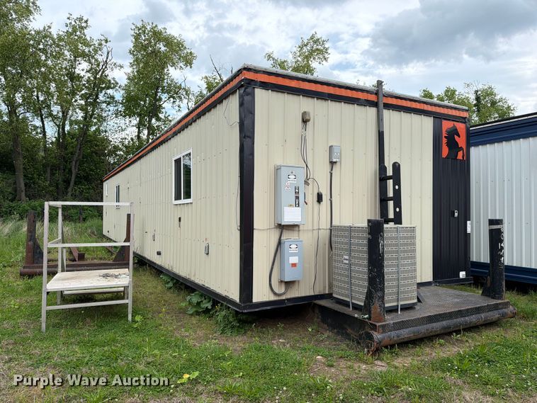 image for item DT2917 Skid mounted living quarters