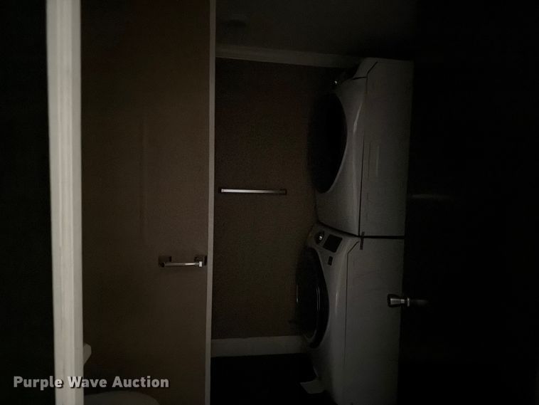 image for item DT2917 Skid mounted living quarters