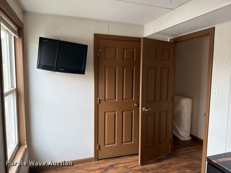 image for item DT2918 Skid mounted living quarters