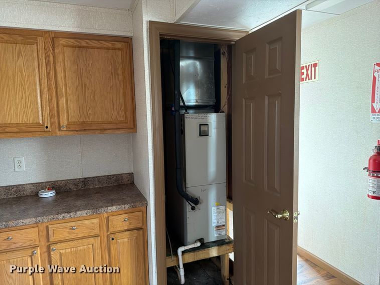 image for item DT2918 Skid mounted living quarters