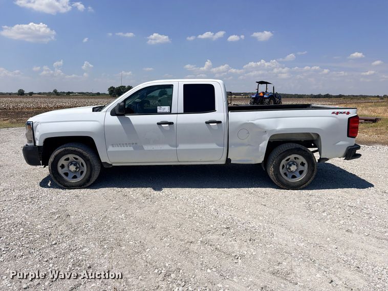 image for item DU1531 2017 Chevrolet Silverado 1500 Ext. Cab pickup truck