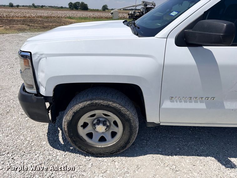 image for item DU1531 2017 Chevrolet Silverado 1500 Ext. Cab pickup truck