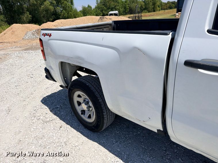 image for item DU1531 2017 Chevrolet Silverado 1500 Ext. Cab pickup truck