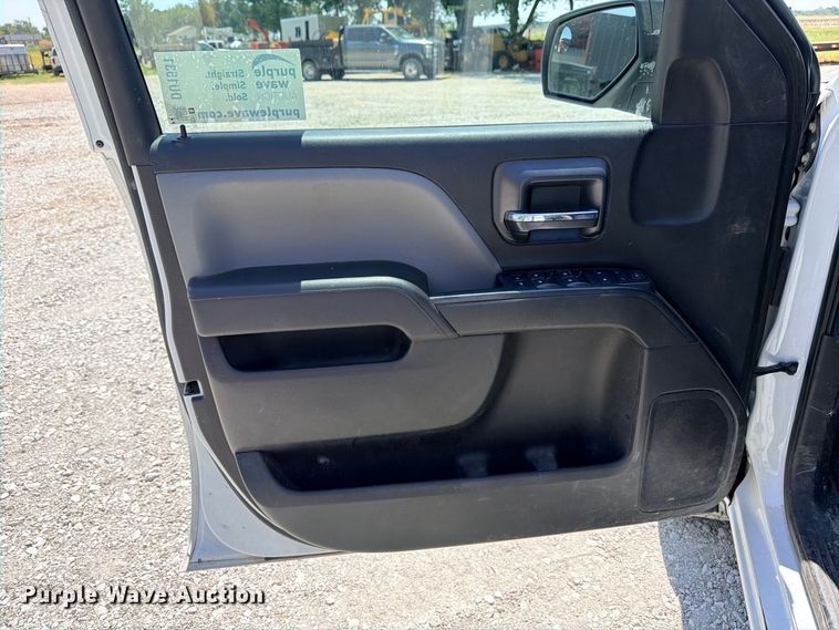 image for item DU1531 2017 Chevrolet Silverado 1500 Ext. Cab pickup truck