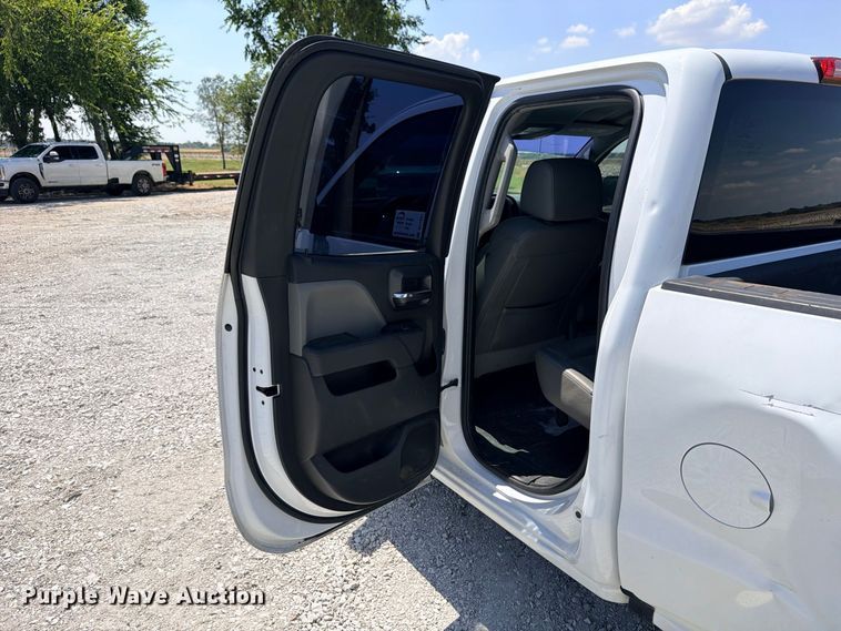 image for item DU1531 2017 Chevrolet Silverado 1500 Ext. Cab pickup truck