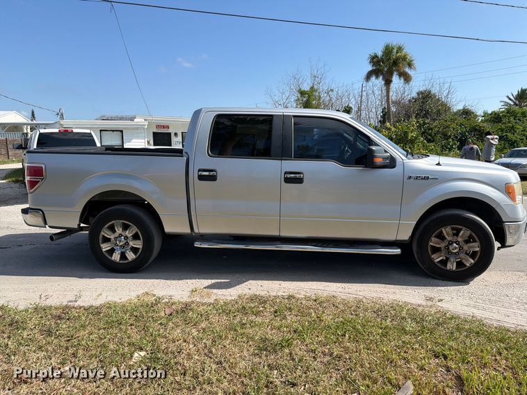 image for item DV7310 2011 Ford F150 Crew Cab pickup truck