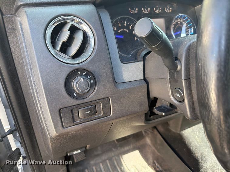 image for item DV7310 2011 Ford F150 Crew Cab pickup truck