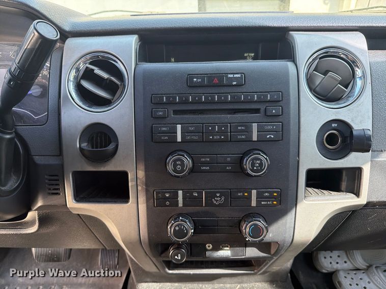 image for item DV7310 2011 Ford F150 Crew Cab pickup truck