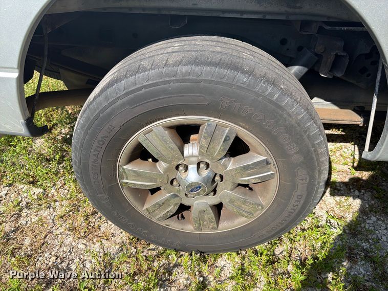 image for item DV7310 2011 Ford F150 Crew Cab pickup truck