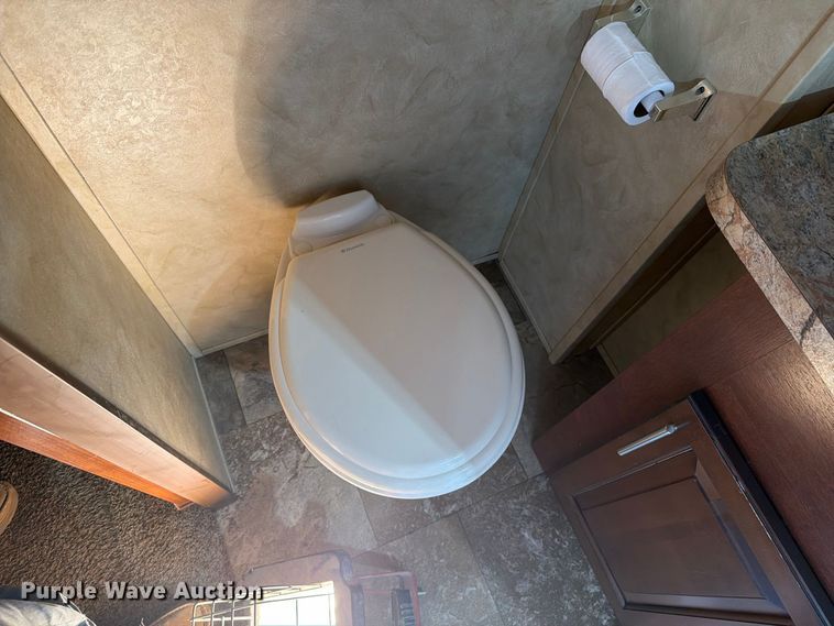image for item DV8582 2013 Forest River Cedar Creek camper