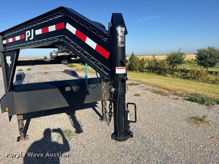 image for item DY3244 2018 PJ equipment trailer