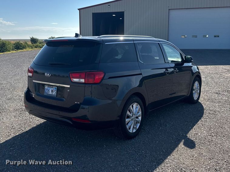 image for item DY3245 2015 Kia Sedona van