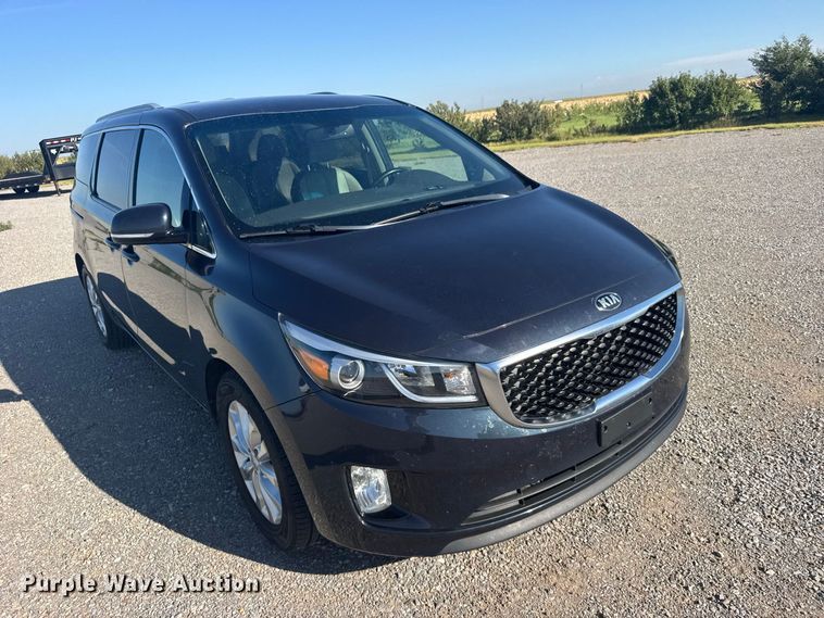 image for item DY3245 2015 Kia Sedona van