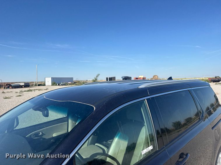 image for item DY3245 2015 Kia Sedona van