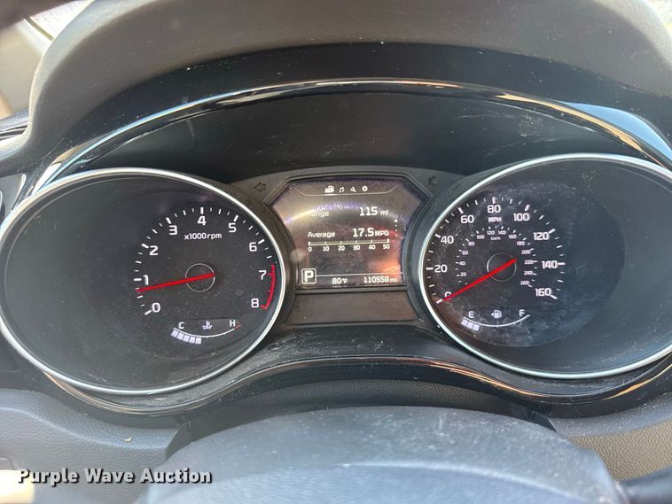 image for item DY3245 2015 Kia Sedona van