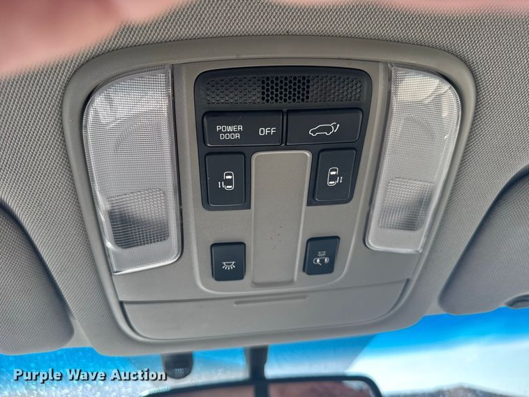 image for item DY3245 2015 Kia Sedona van