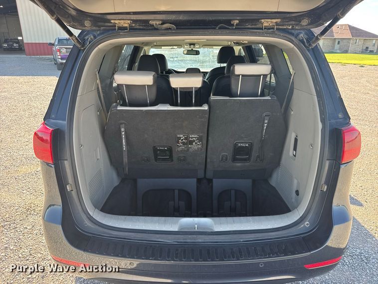 image for item DY3245 2015 Kia Sedona van