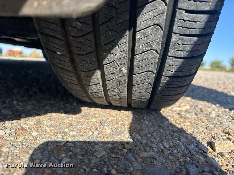 image for item DY3245 2015 Kia Sedona van