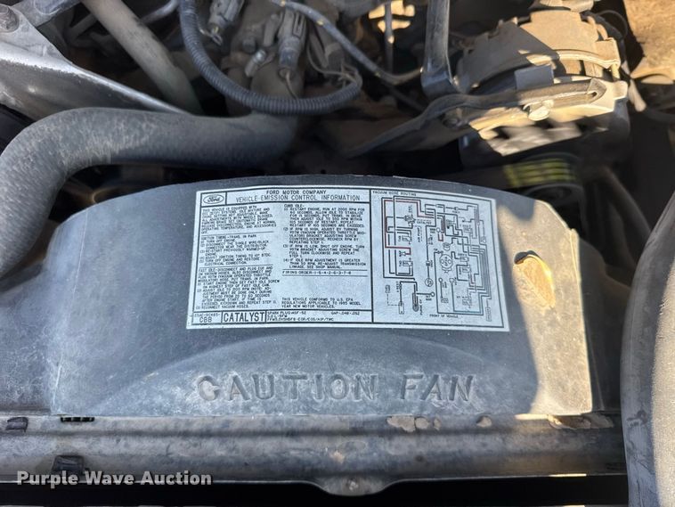image for item DY3246 1985 Lincoln Town Car 