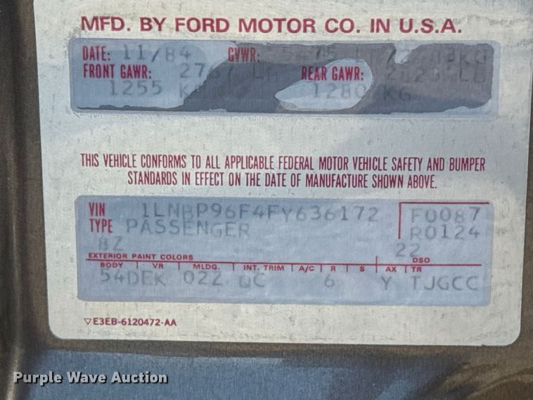 image for item DY3246 1985 Lincoln Town Car 