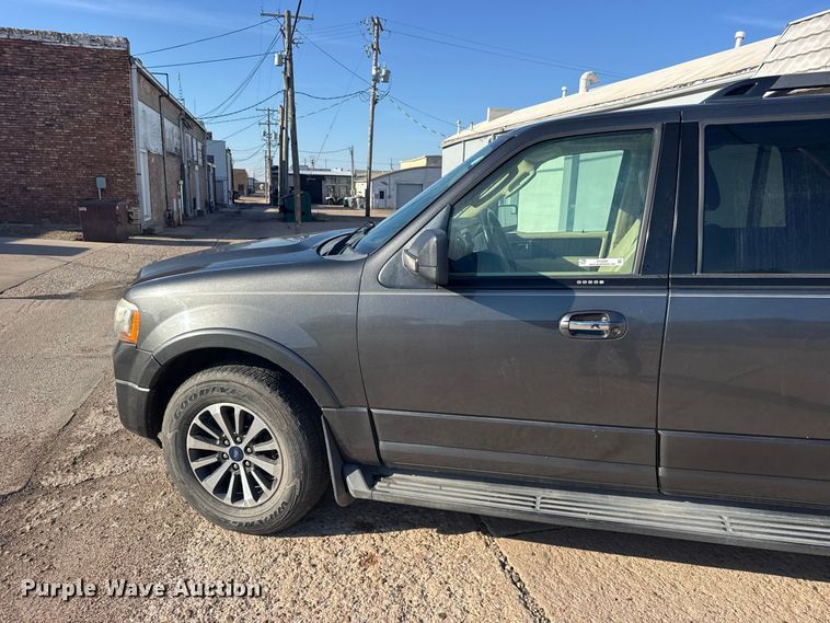 image for item DY3250 2017 Ford Expedition El SUV