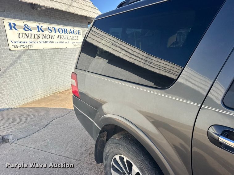 image for item DY3250 2017 Ford Expedition El SUV