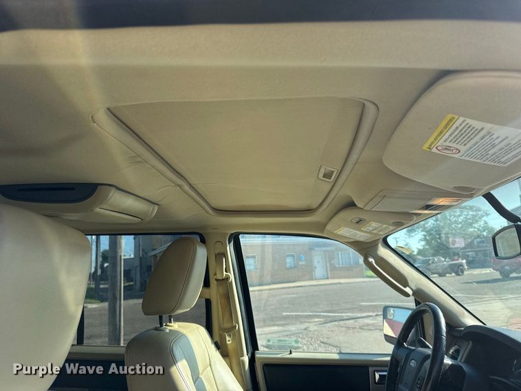 image for item DY3250 2017 Ford Expedition El SUV