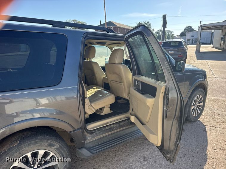 image for item DY3250 2017 Ford Expedition El SUV
