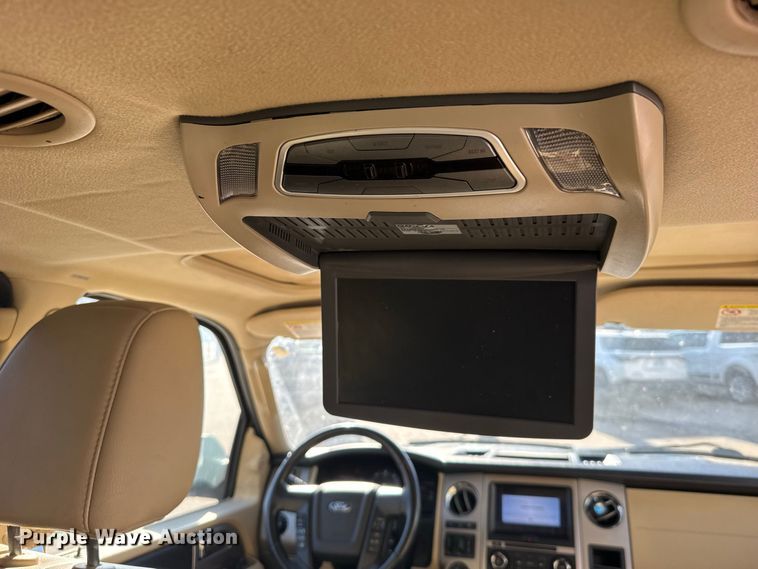 image for item DY3250 2017 Ford Expedition El SUV