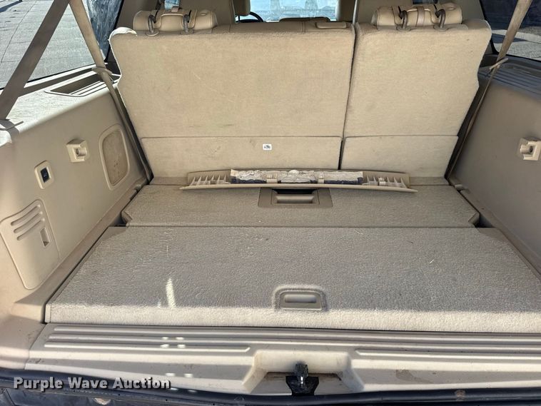 image for item DY3250 2017 Ford Expedition El SUV