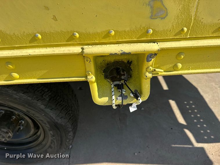 image for item DY3251 1998 Ford E-350 box truck