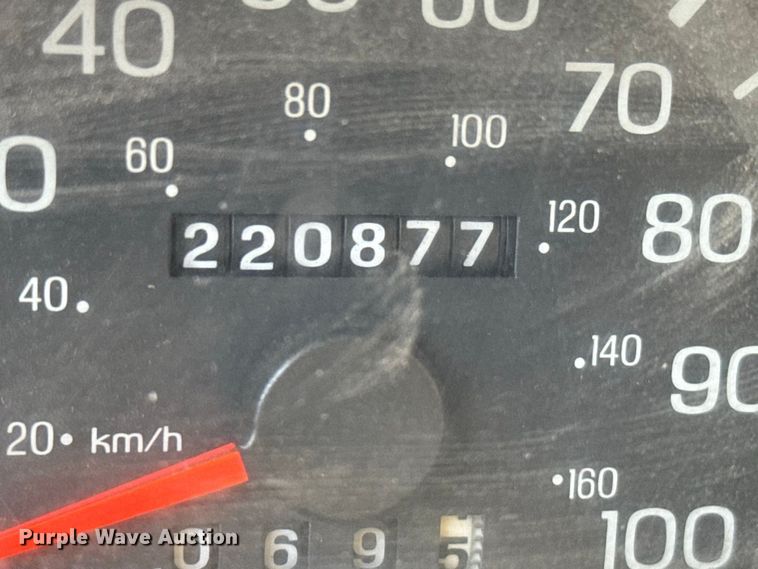 image for item DY3251 1998 Ford E-350 box truck