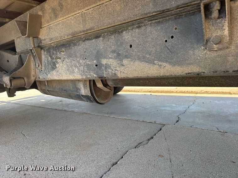 image for item DY3251 1998 Ford E-350 box truck