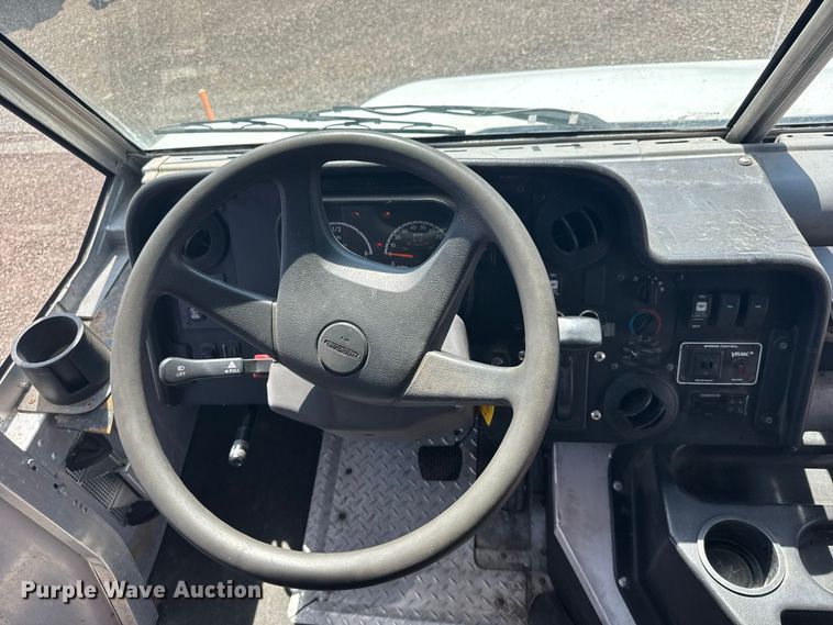 image for item DY3288 2017 Freightliner MT45  refrigerated delivery truck