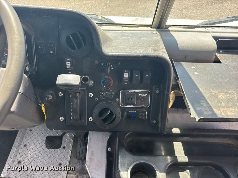 image for item DY3288 2017 Freightliner MT45  refrigerated delivery truck