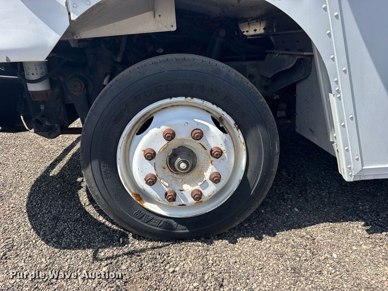 image for item DY3288 2017 Freightliner MT45  refrigerated delivery truck