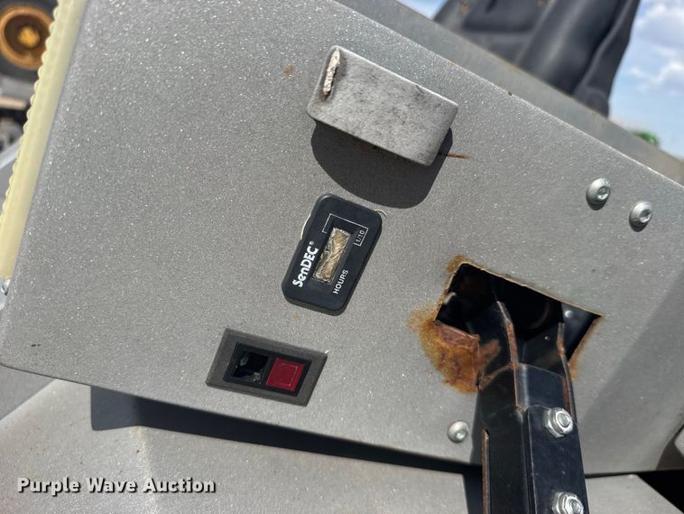 image for item DY3294 Zipper STS-27 (2) zero turn mowers