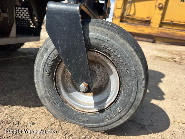 image for item DY3294 Zipper STS-27 (2) zero turn mowers