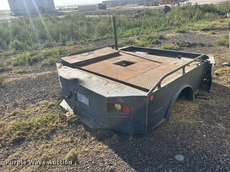 image for item DY3295 Pickup truck flatbed