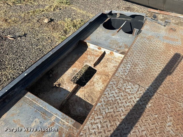 image for item DY3295 Pickup truck flatbed