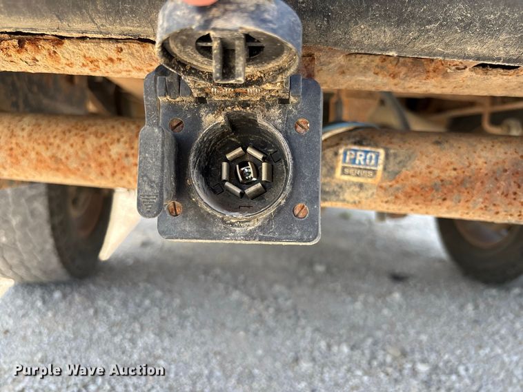 image for item DZ4605 2005 GMC Sierra 1500 pickup truck