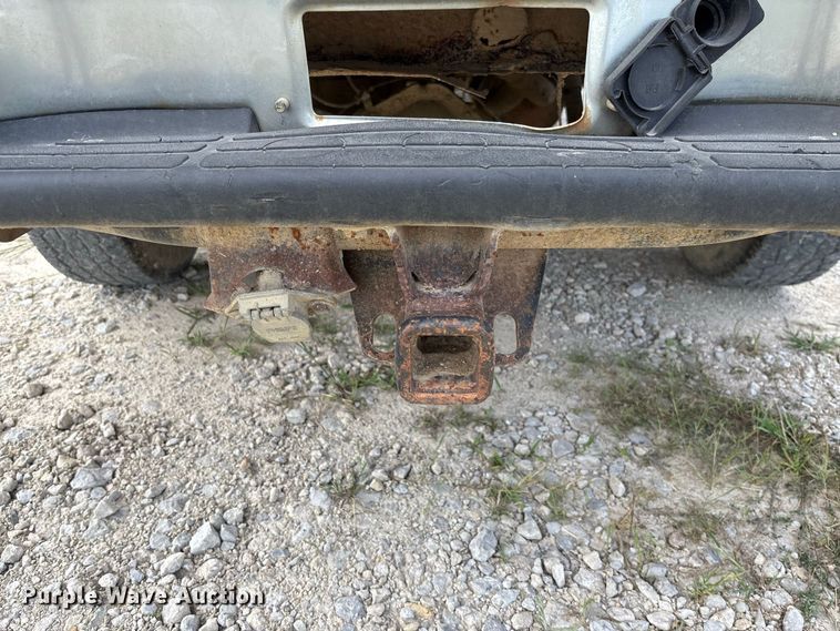 image for item DZ4606 2006 GMC Sierra 2500HD pickup truck