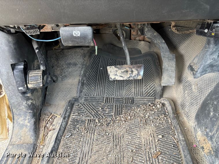 image for item DZ4606 2006 GMC Sierra 2500HD pickup truck