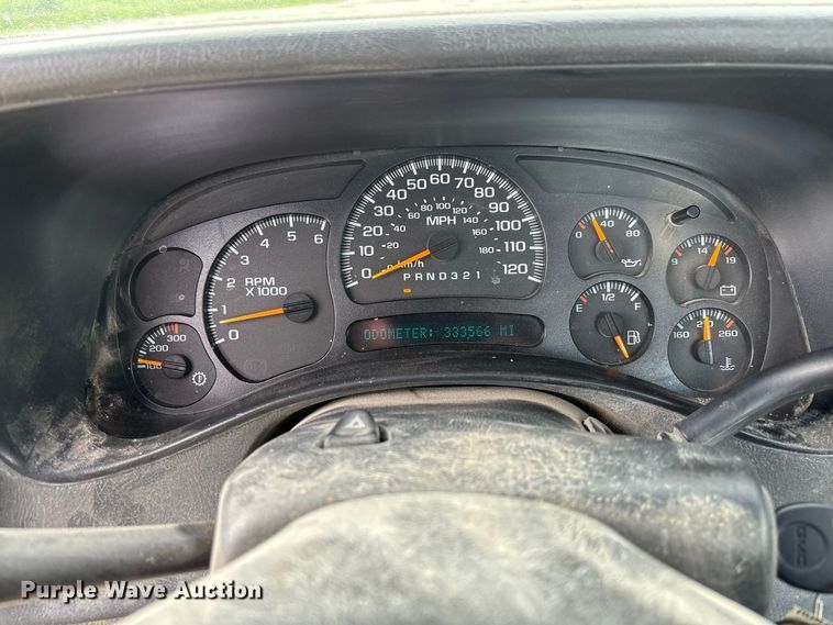 image for item DZ4606 2006 GMC Sierra 2500HD pickup truck