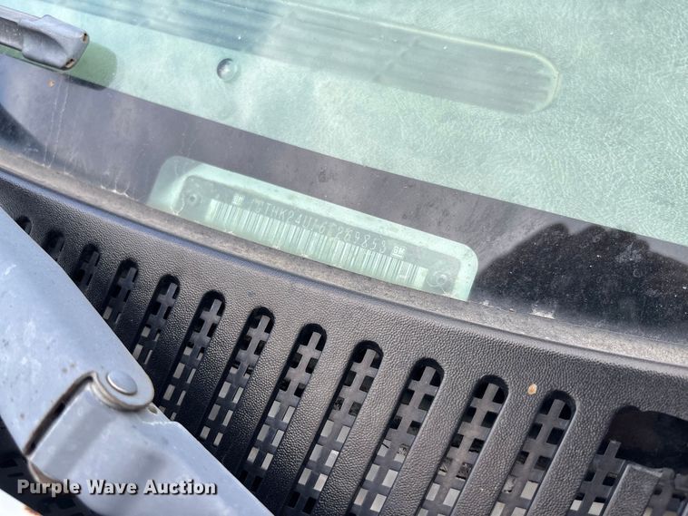 image for item DZ4606 2006 GMC Sierra 2500HD pickup truck